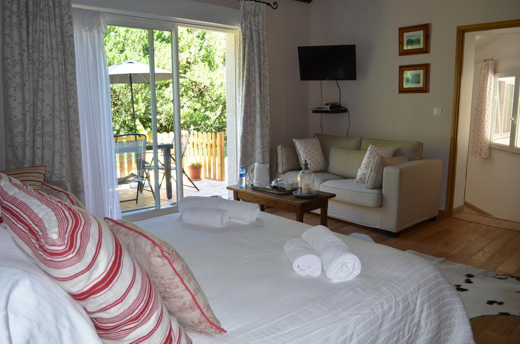 The Coach House Bed & Breakfast Conques-sur-Orbiel Oda fotoğraf